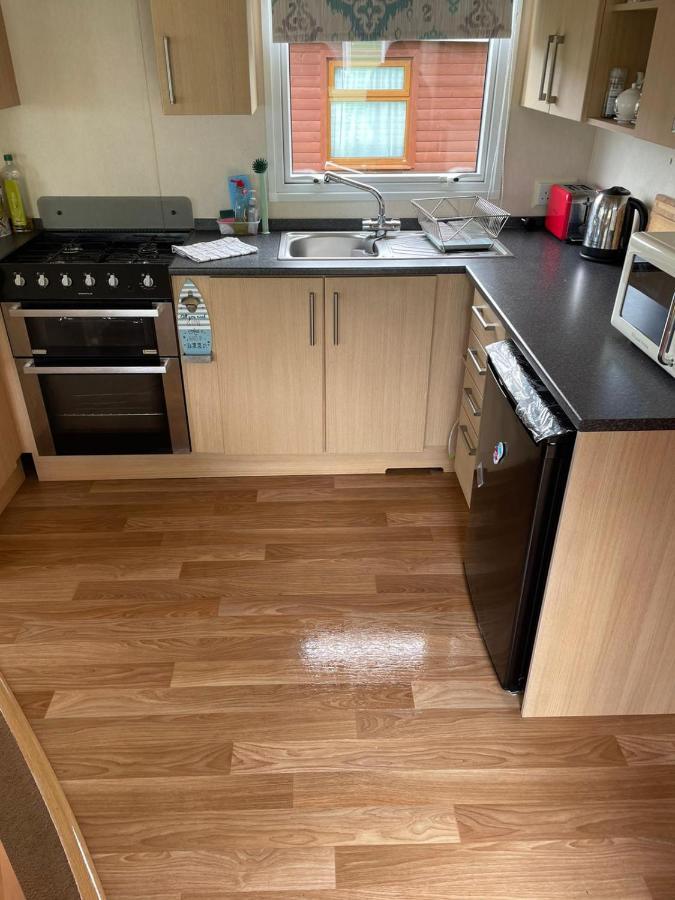 Van Number 123 Beautiful Caravan Sleeps 4 Aberystwyth Exterior foto